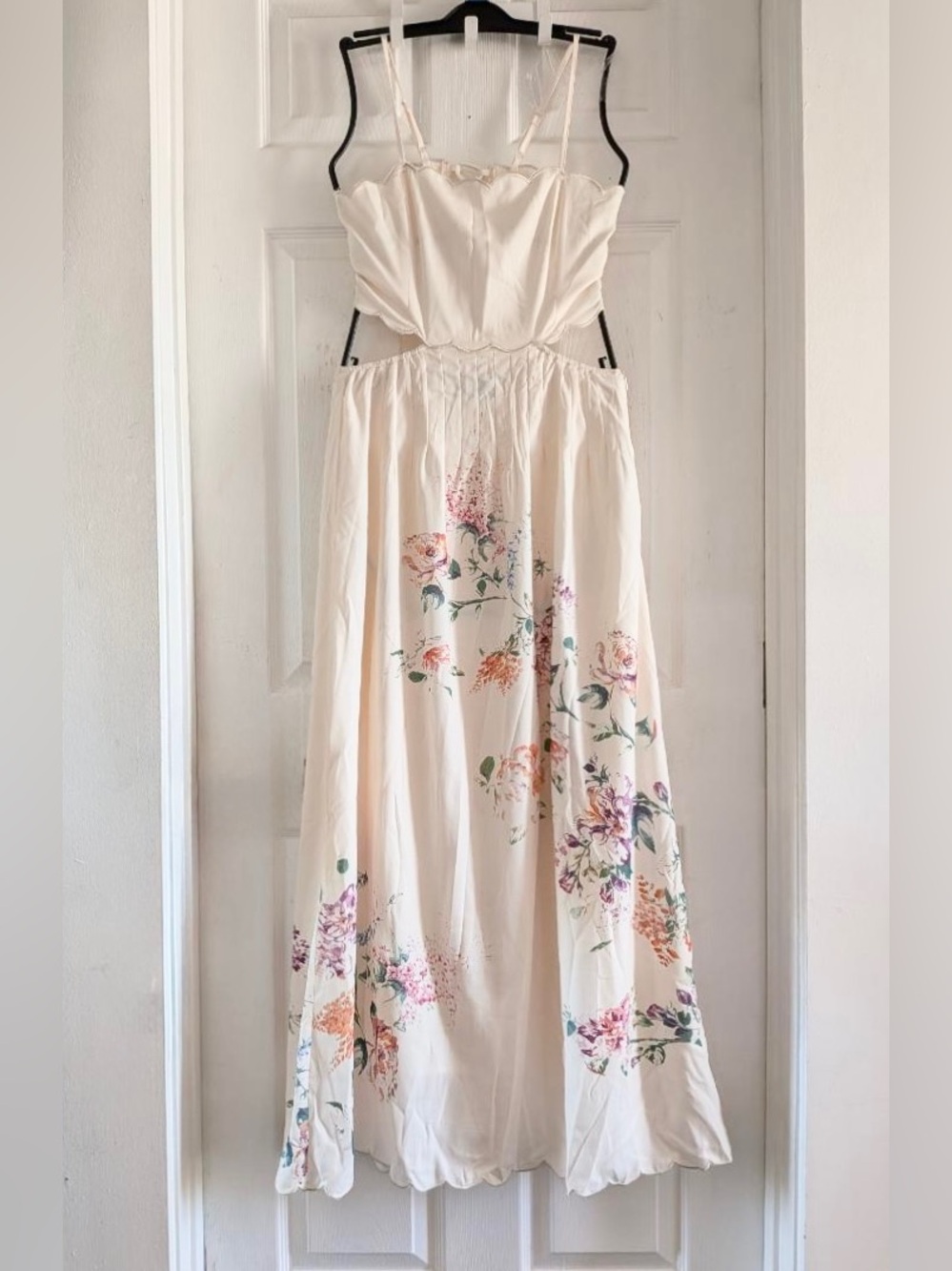 Commense Floral Print Lace-Up Back Sleeveless Dress - Picture 10 of 15